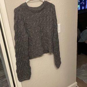 NWOT-Volcom grey long sleeve sweater- size large (10), fits like a medium